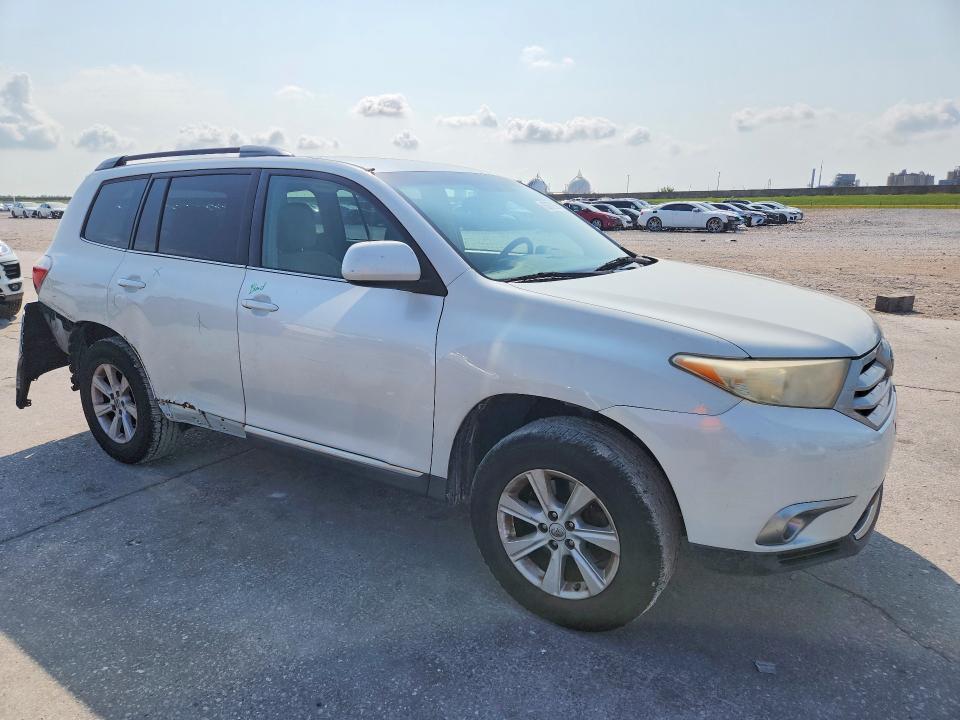 Photo 4 from auction – 2011 TOYOTA HIGHLANDER with VIN 5TDZK3EH6BS029181