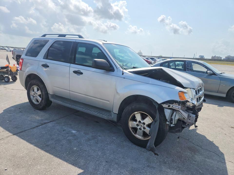 Photo 4 from auction – 2012 FORD ESCAPE with VIN 1FMCU0DG3CKC60017