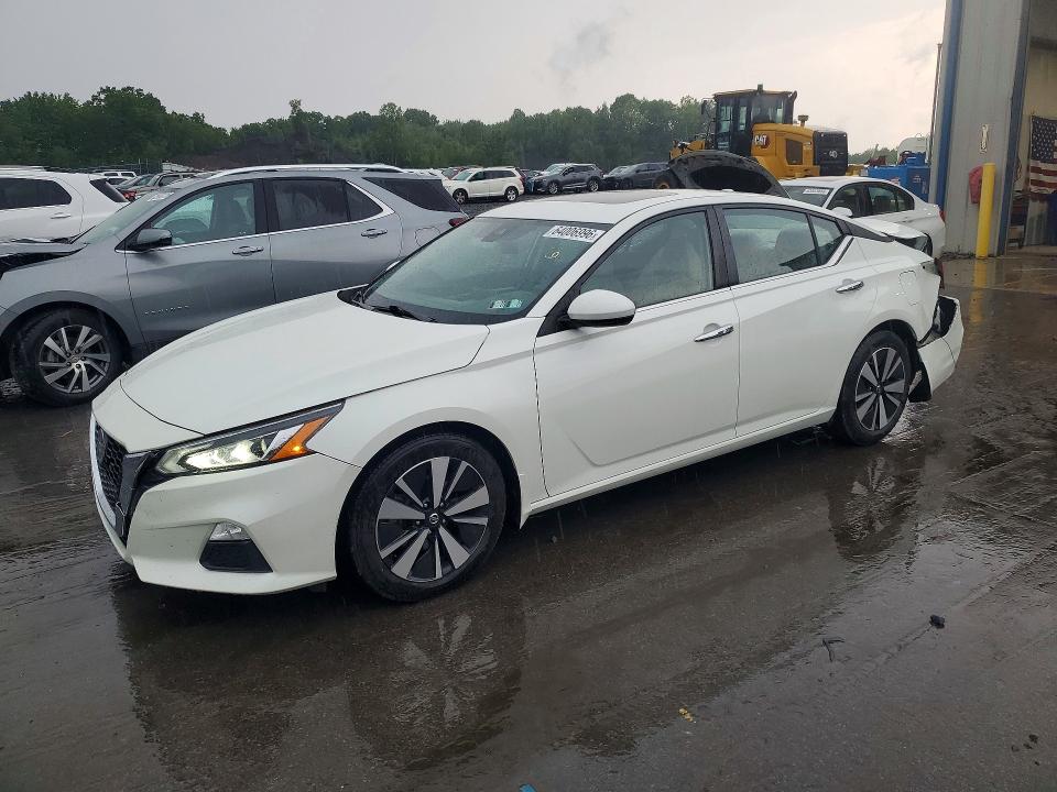 NISSAN ALTIMA 2022 with VIN 1N4BL4DV1NN358625 - Photo from auction