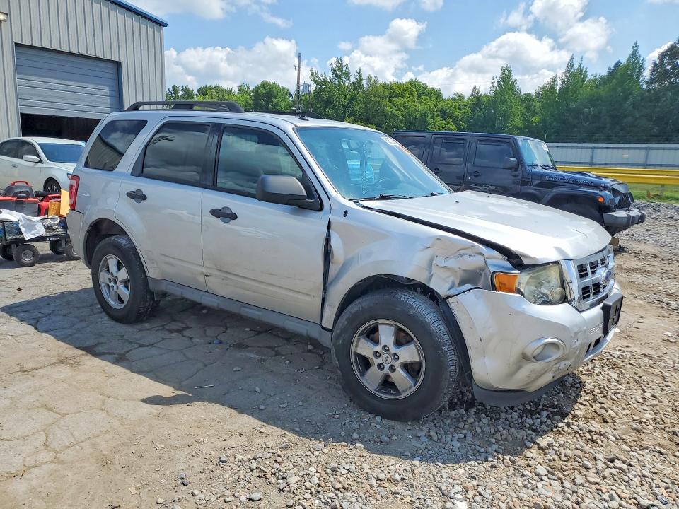 Photo 4 from auction – 2009 FORD ESCAPE with VIN 1FMCU93GX9KA86252