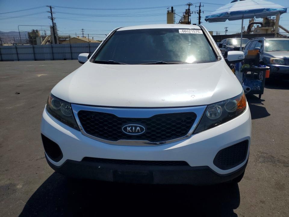 Photo 5 from auction – 2011 KIA SORENTO with VIN 5XYKT3A17BG078331