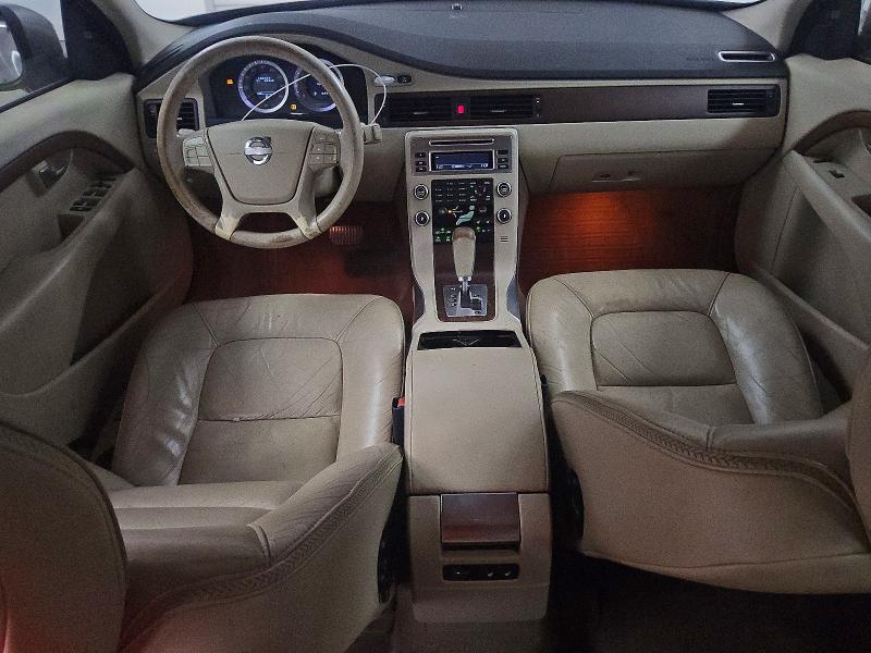 Photo 8 from auction – 2011 VOLVO XC70 with VIN YV4952BL7B1098238