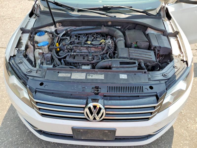Photo 11 from auction – 2014 VOLKSWAGEN PASSAT with VIN 1VWBT7A38EC040265