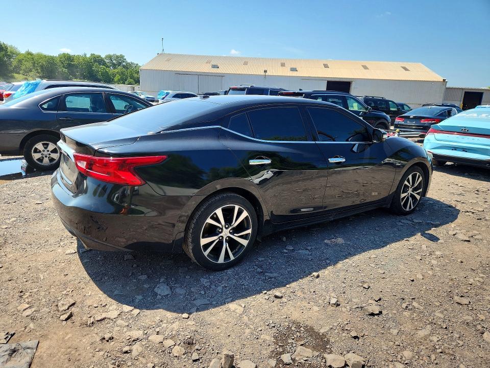Photo 3 from auction – 2016 NISSAN MAXIMA with VIN 1N4AA6AP3GC430359