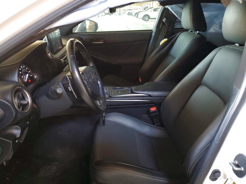 Photo 7 from auction – 2021 LEXUS IS with VIN JTHC81F2XM5047094