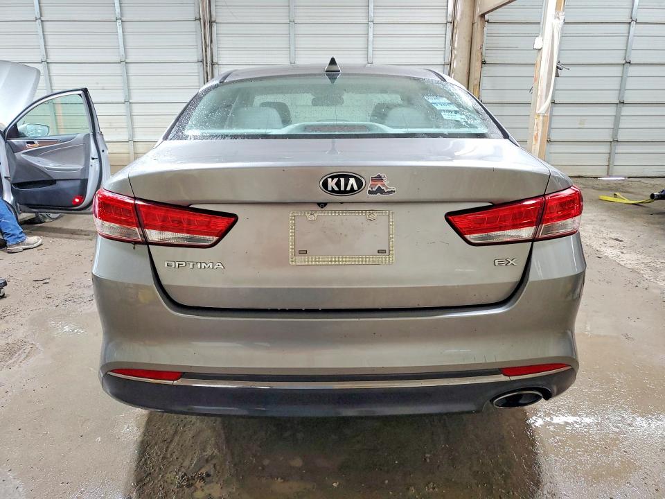 Photo 6 from auction – 2016 KIA OPTIMA with VIN 5XXGU4L38GG053067