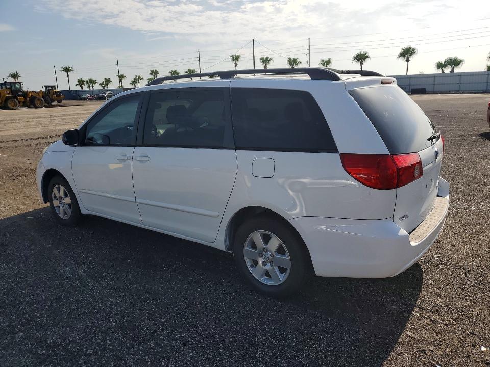 Photo 2 from auction – 2007 TOYOTA SIENNA with VIN 5TDZK23C47S015174