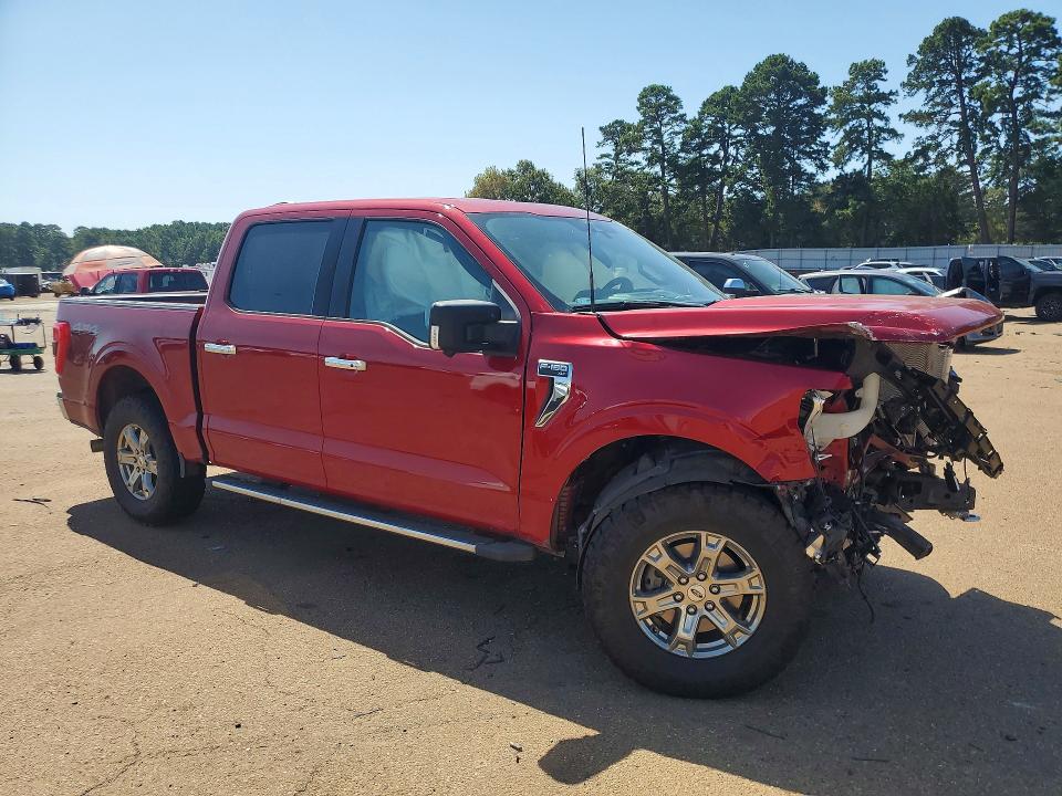 Photo 4 from auction – 2021 FORD F150 with VIN 1FTFW1E82MKE53446