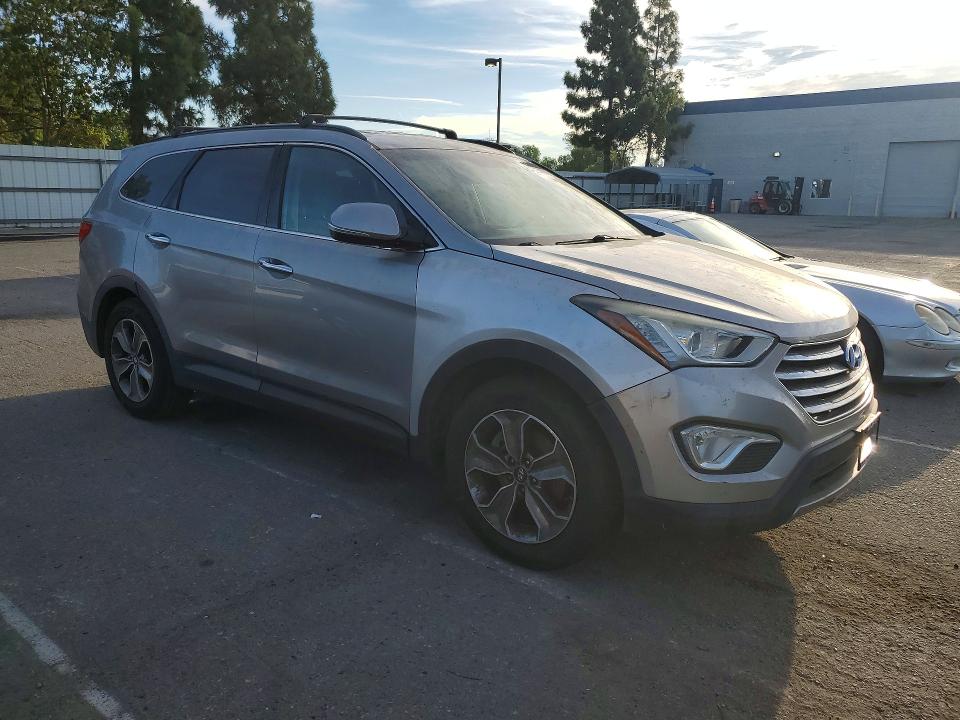 Photo 4 from auction – 2014 HYUNDAI SANTA FE with VIN KM8SN4HF0EU062536
