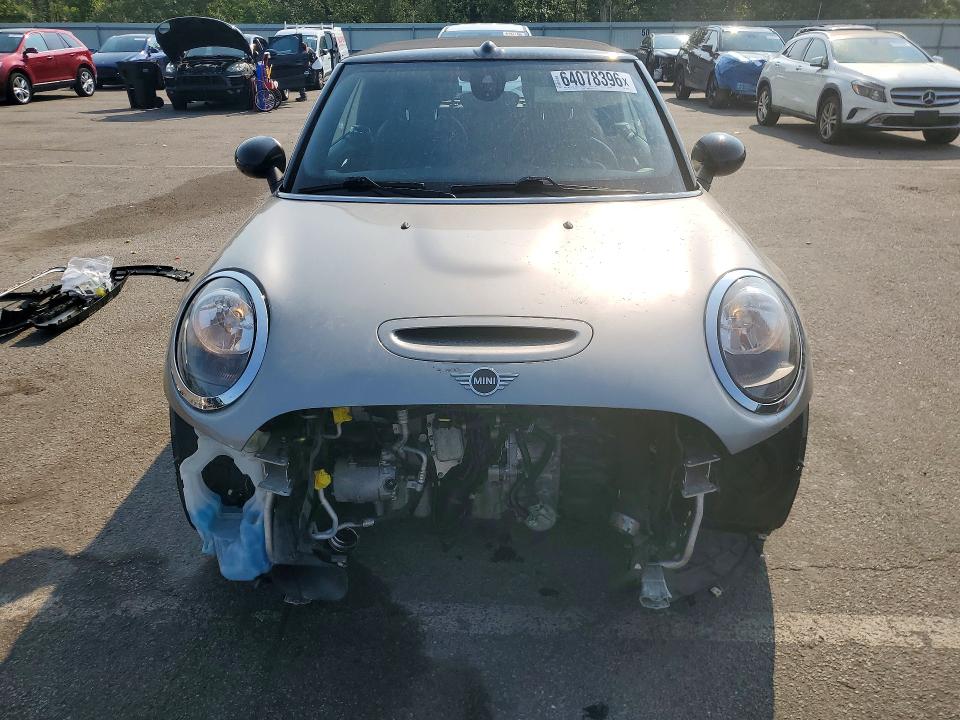 Photo 5 from auction – 2019 MINI COOPER with VIN WMWWG9C58K3J31127