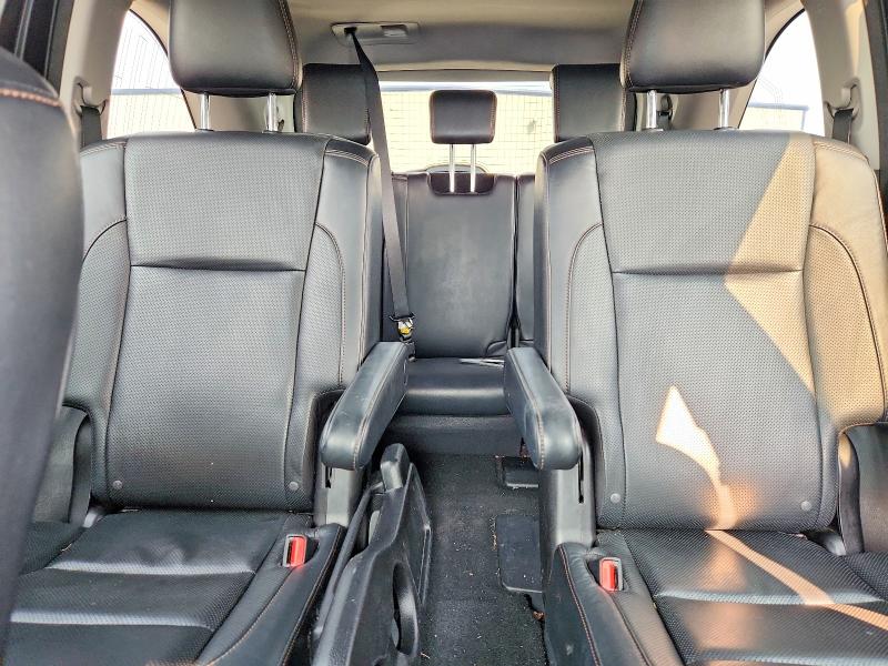 Photo 10 from auction – 2016 TOYOTA HIGHLANDER with VIN 5TDDKRFH2GS349665