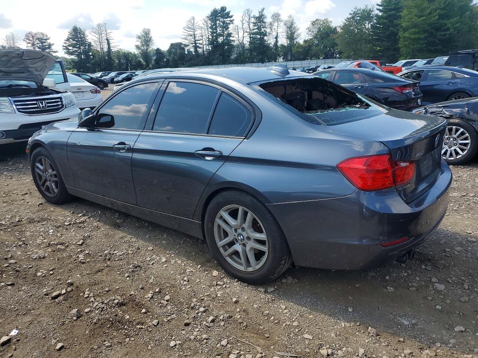 Photo 2 from auction – 2015 BMW 328 with VIN WBA3B5G53FNS17024