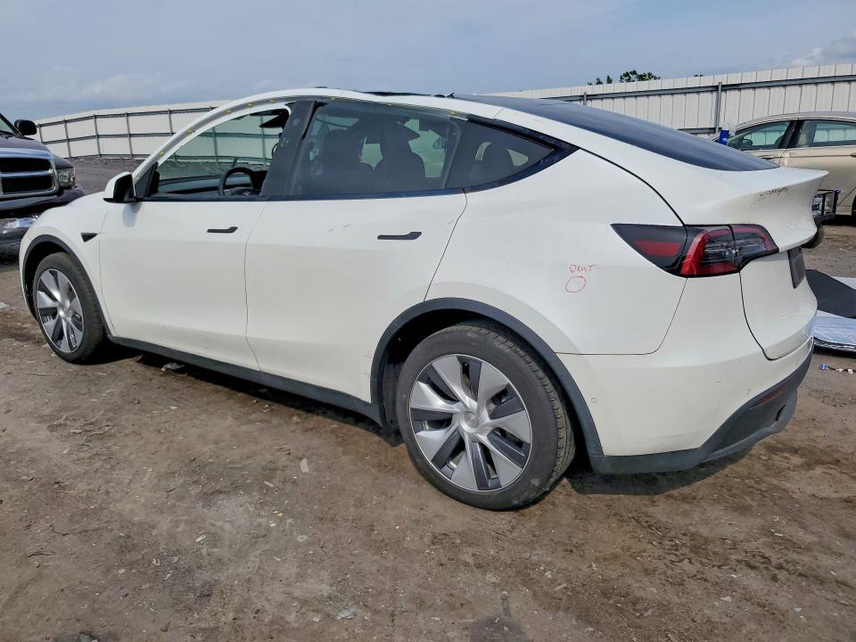 Photo 2 from auction – 2022 TESLA MODEL Y with VIN 7SAYGDEE4NA012476