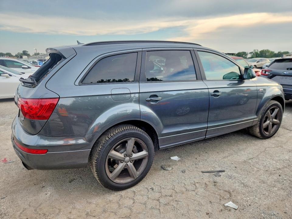 Photo 3 from auction – 2015 AUDI Q7 with VIN WA1DGAFE7FD015970