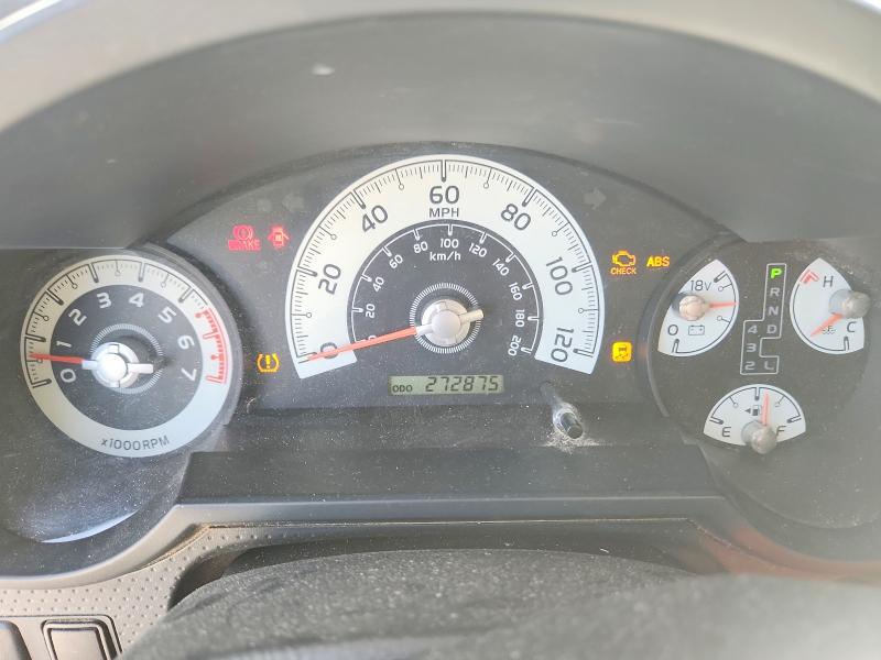 Photo 9 from auction – 2010 TOYOTA FJ CRUISER with VIN JTEBU4BF9AK082219