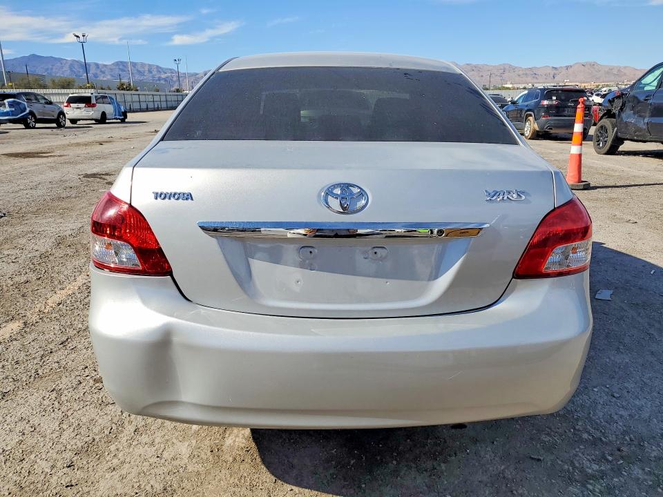 Photo 6 from auction – 2007 TOYOTA YARIS with VIN JTDBT923571014881