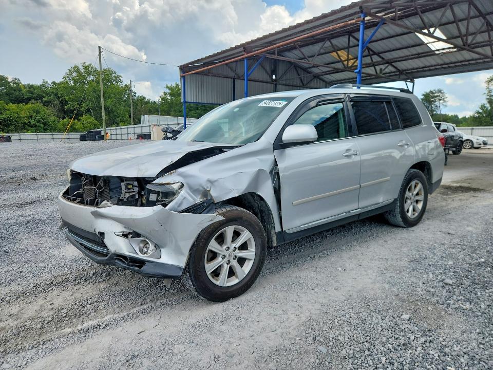 TOYOTA HIGHLANDER 2011 with VIN 5TDZK3EH4BS037201 - Photo from auction