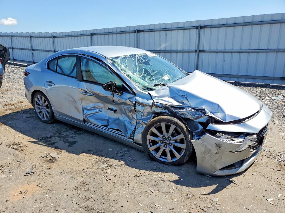 صورة رقم 4 من المزاد - 2019 MAZDA 3 مع VIN JM1BPBAM6K1118634