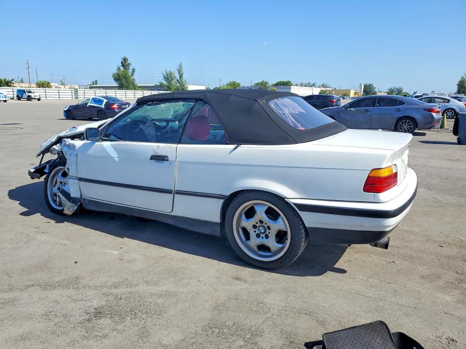 Photo 2 from auction – 1994 BMW 318 with VIN WBABK5327REC83302