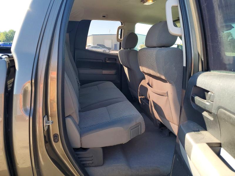 Photo 10 from auction – 2010 TOYOTA TUNDRA with VIN 5TFUW5F19AX132132