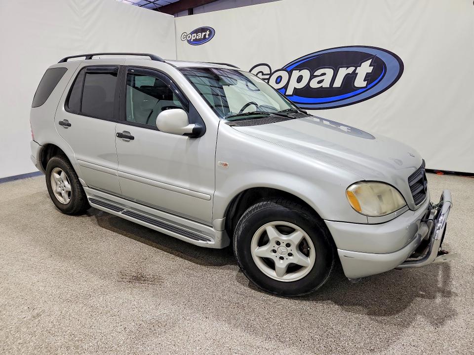 Photo 4 from auction – 2000 MERCEDES-BENZ ML with VIN 4JGAB54E1YA188305