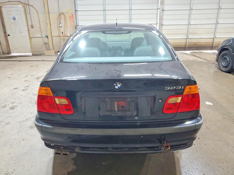 Photo 6 from auction – 1999 BMW 323 with VIN WBAAM333XXFP54723