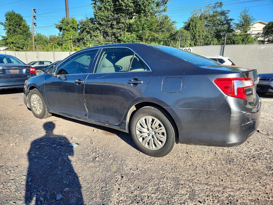 Photo 2 from auction – 2012 TOYOTA CAMRY with VIN 4T1BF1FKXCU028614
