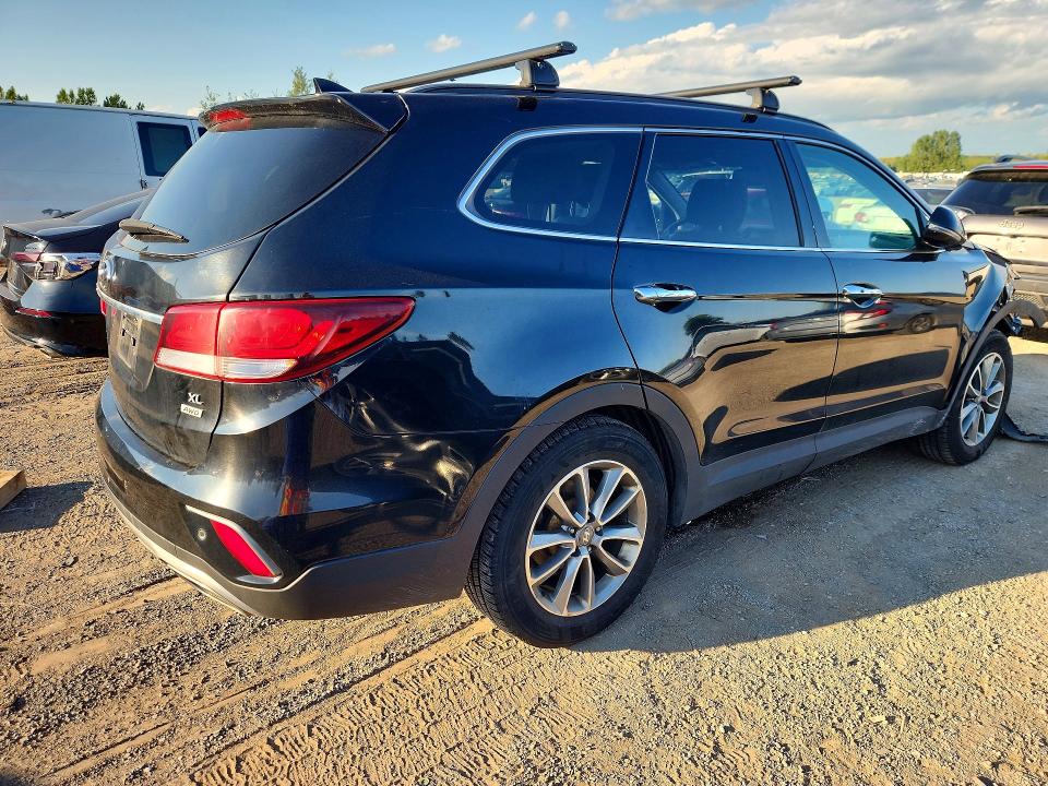 Photo 3 from auction – 2018 HYUNDAI SANTA FE with VIN KM8SNDHF2JU263901