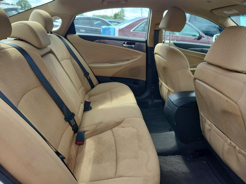 Photo 10 from auction – 2015 HYUNDAI SONATA HYBRID with VIN KMHEC4A49FA119945