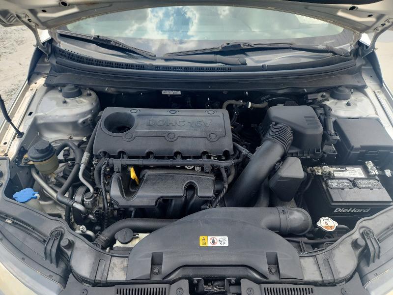 Photo 11 from auction – 2013 KIA FORTE KOUP with VIN KNAFW6A30D5663997