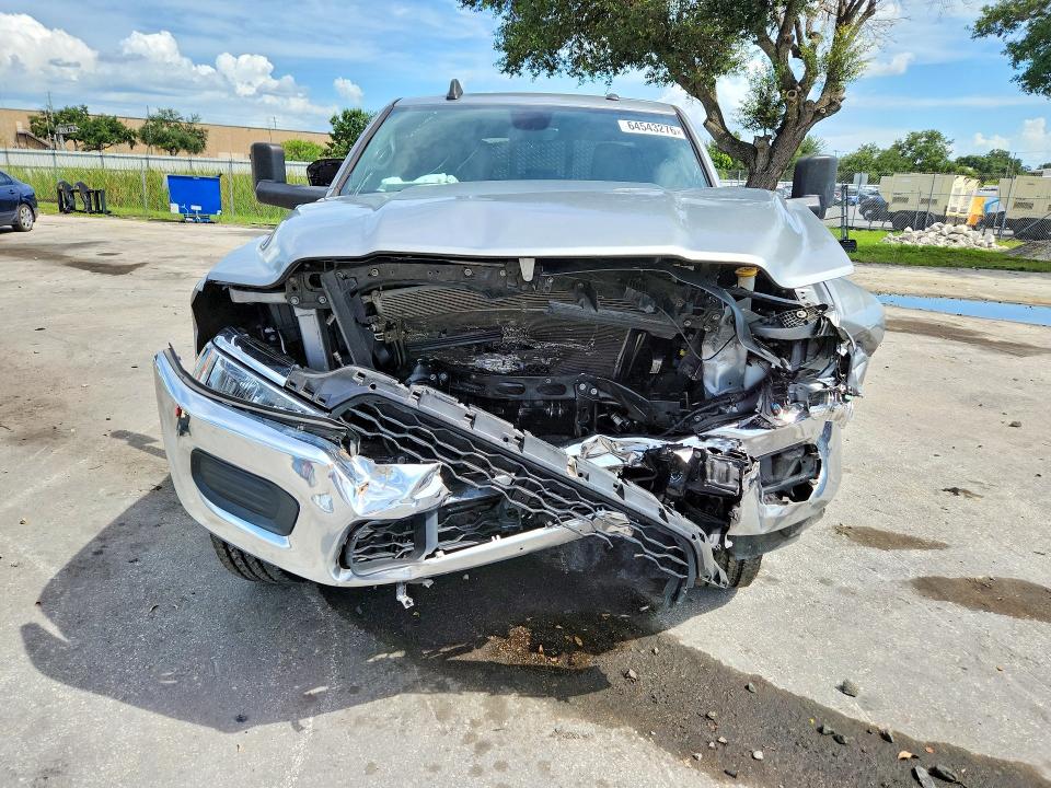 Photo 5 from auction – 2022 RAM 2500 with VIN 3C6UR5CJ9NG125453