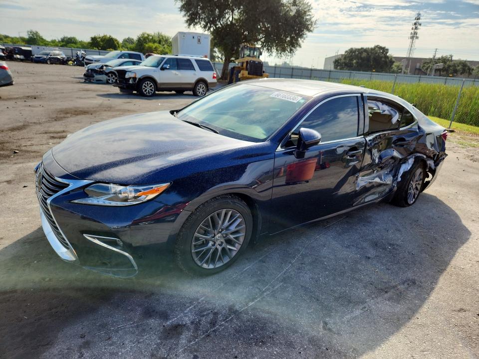 LEXUS ES 2018 with VIN 58ABK1GG5JU106177 - Photo from auction