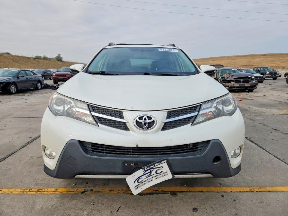Photo 5 from auction – 2015 TOYOTA RAV4 with VIN JTMDFREV4FD127327