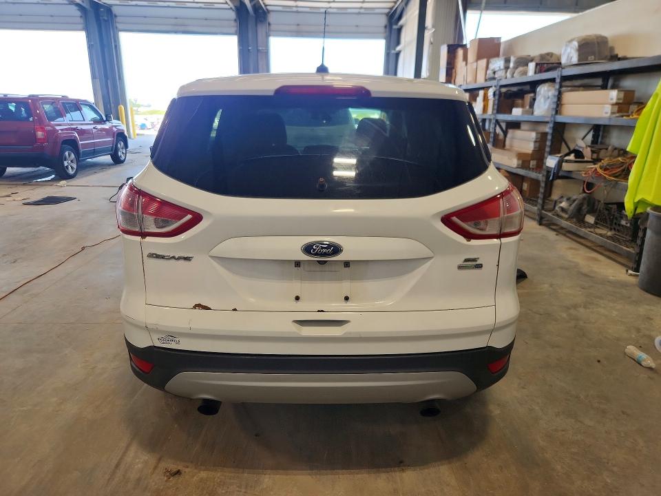Photo 6 from auction – 2016 FORD ESCAPE with VIN 1FMCU9GX7GUC68714