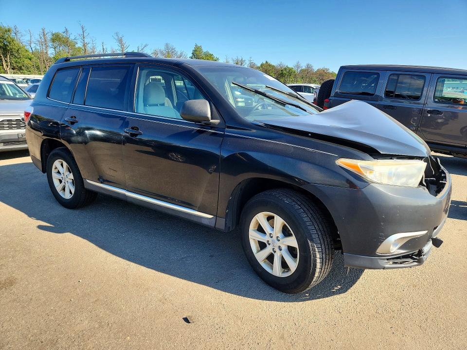 Photo 4 from auction – 2012 TOYOTA HIGHLANDER with VIN 5TDBK3EH9CS118794