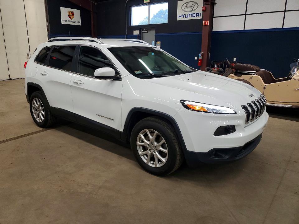 Photo 4 from auction – 2016 JEEP CHEROKEE with VIN 1C4PJMCS6GW236787