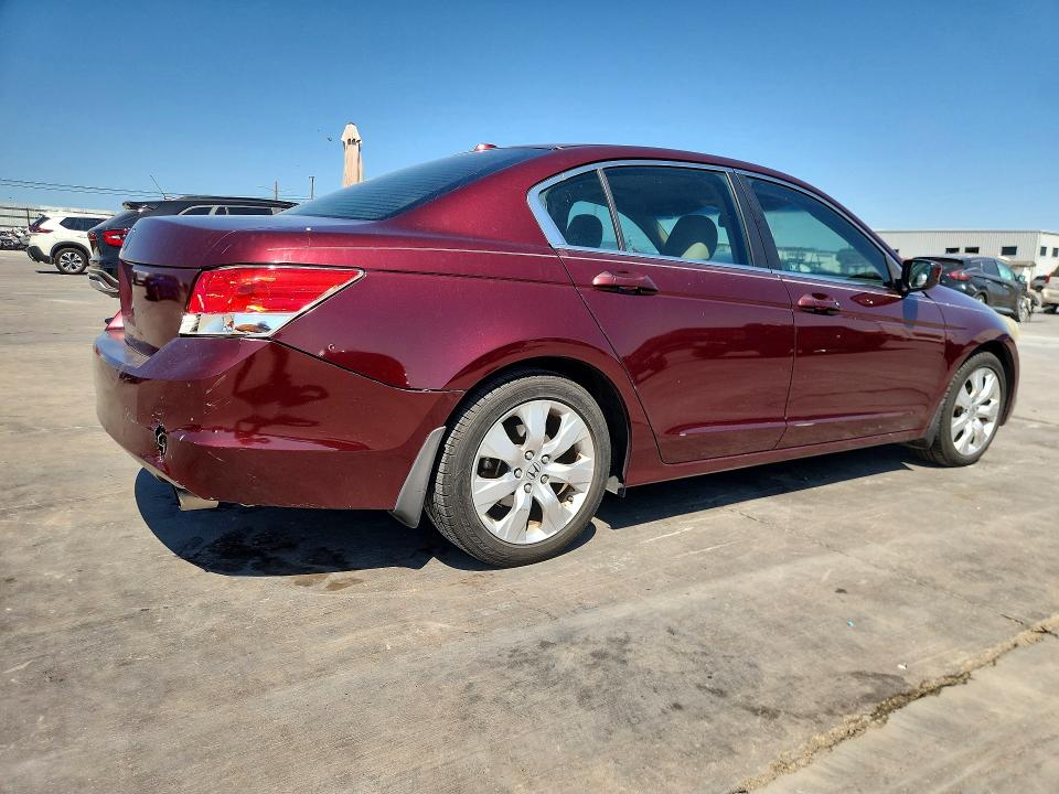 Photo 3 from auction – 2010 HONDA ACCORD with VIN 1HGCP2F84AA033873