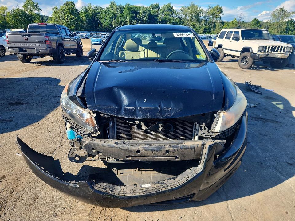 Photo 5 from auction – 2011 HONDA ACCORD with VIN 1HGCP2F61BA113700