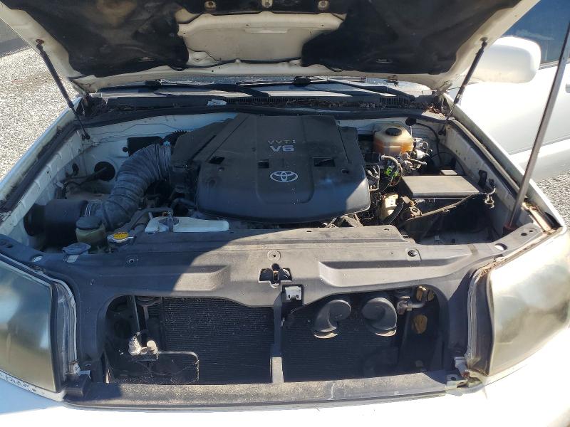 Фото 12 с аукциона – 2004 TOYOTA 4RUNNER с VIN JTEBU14R548022221