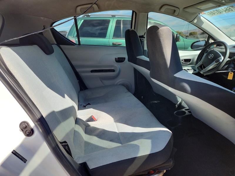 Photo 10 from auction – 2014 TOYOTA PRIUS C with VIN JTDKDTB3XE1564570