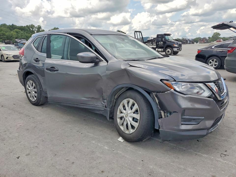 Photo 4 from auction – 2019 NISSAN ROGUE with VIN 5N1AT2MT0KC798847