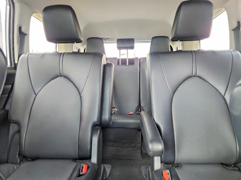 Photo 10 from auction – 2025 TOYOTA GRAND HIGHLANDER with VIN 5TDAAAB55SS094859