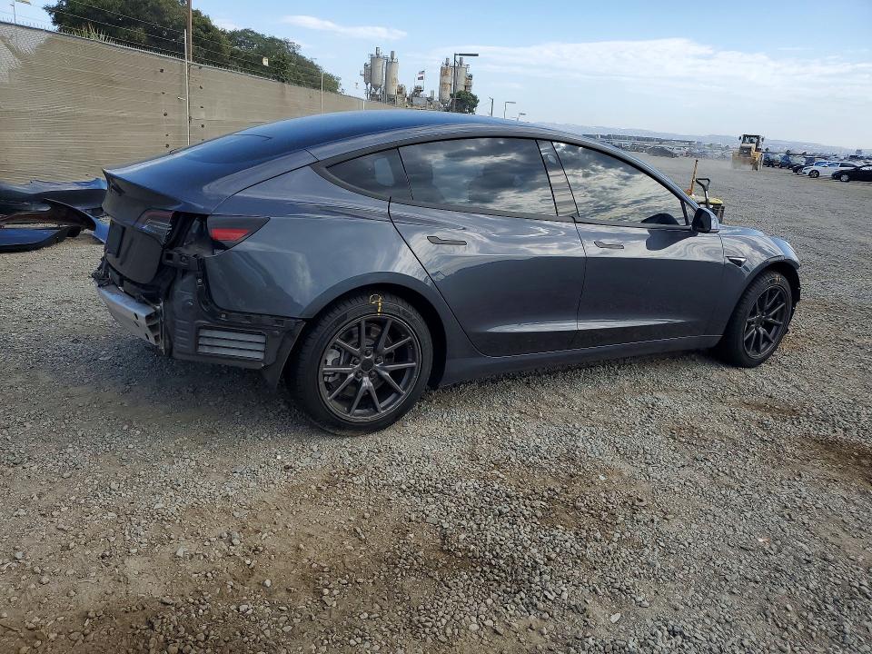 Photo 3 from auction – 2019 TESLA MODEL 3 with VIN 5YJ3E1EA1KF396336