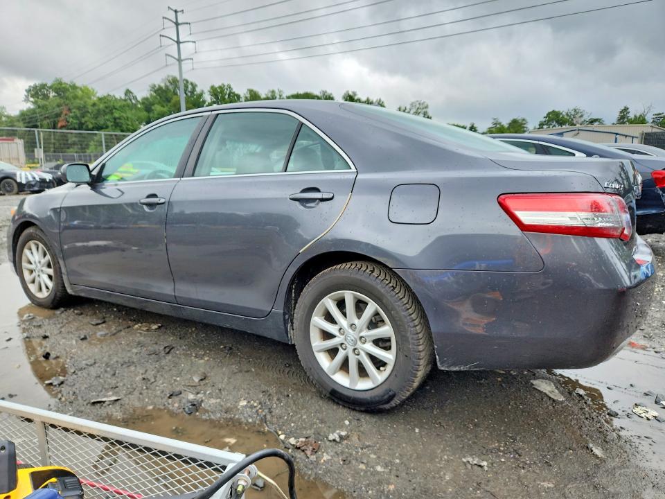 Photo 2 from auction – 2011 TOYOTA CAMRY with VIN 4T1BF3EK2BU664746