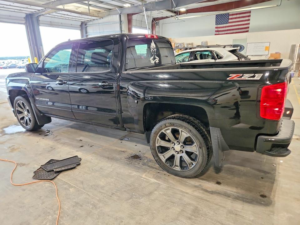 Photo 2 from auction – 2016 CHEVROLET SILVERADO with VIN 3GCUKREC5GG313859