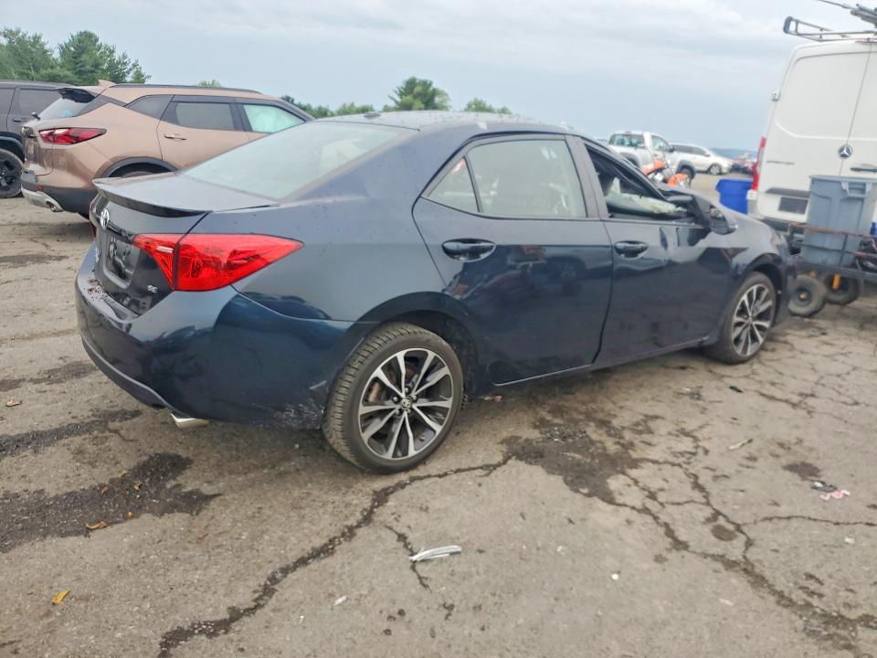Photo 3 from auction – 2017 TOYOTA COROLLA with VIN 2T1BURHE5HC943794