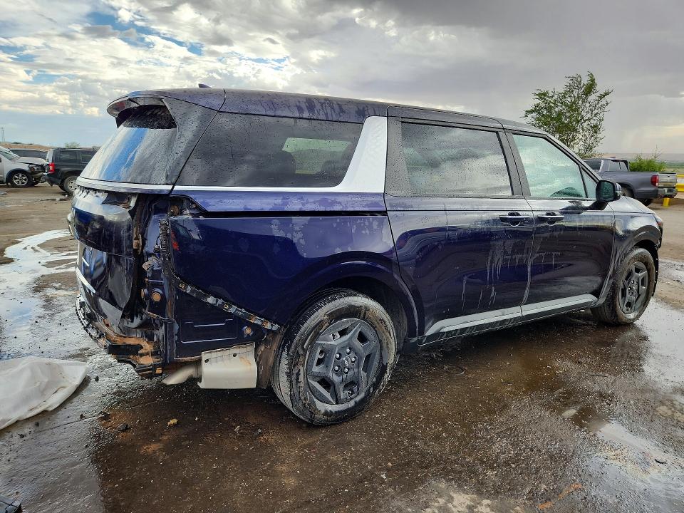 Photo 3 from auction – 2025 KIA CARNIVAL with VIN KNDNB5K31S6506876