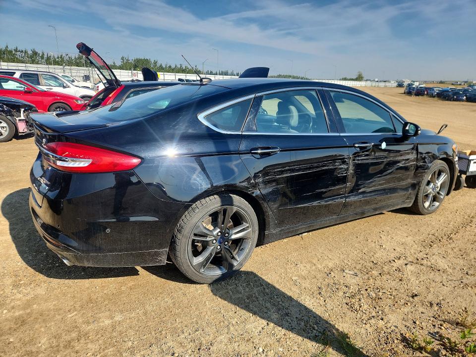 Photo 3 from auction – 2017 FORD FUSION with VIN 3FA6P0VP0HR255681