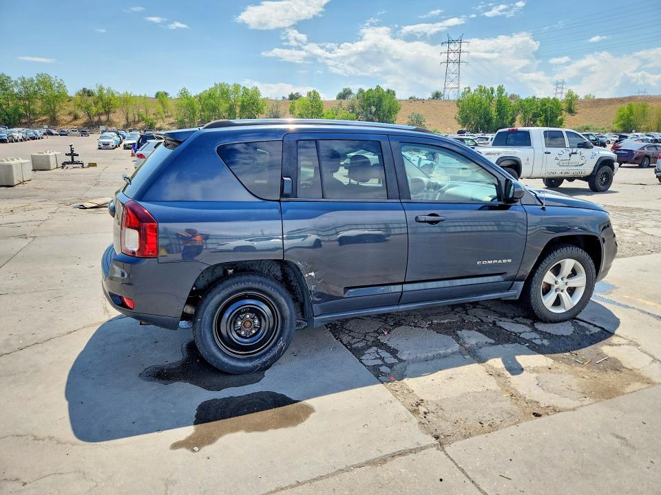 Photo 3 from auction – 2014 JEEP COMPASS with VIN 1C4NJDEB7ED831063