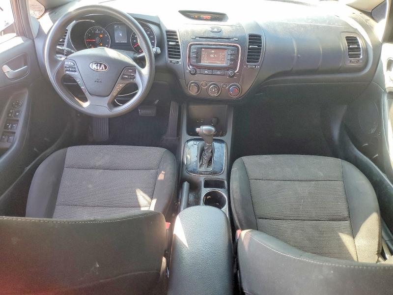 Photo 8 from auction – 2018 KIA FORTE with VIN 3KPFK4A77JE264039